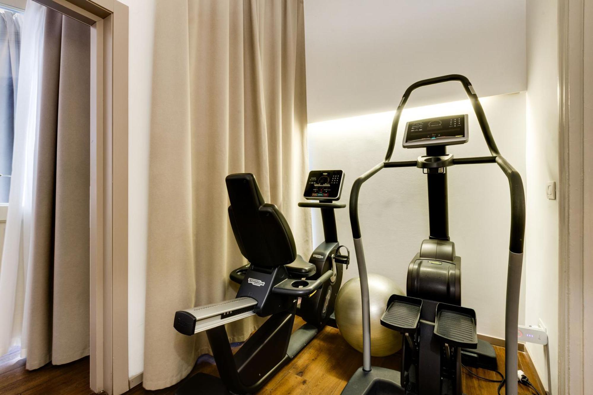 Piazza Farnese Luxury Suites Рим Екстериор снимка