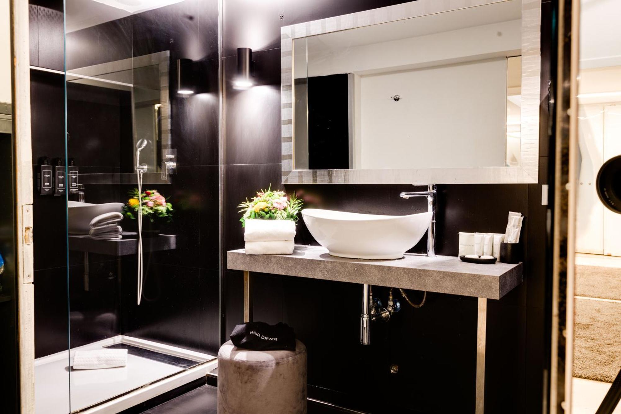 Piazza Farnese Luxury Suites Рим Екстериор снимка