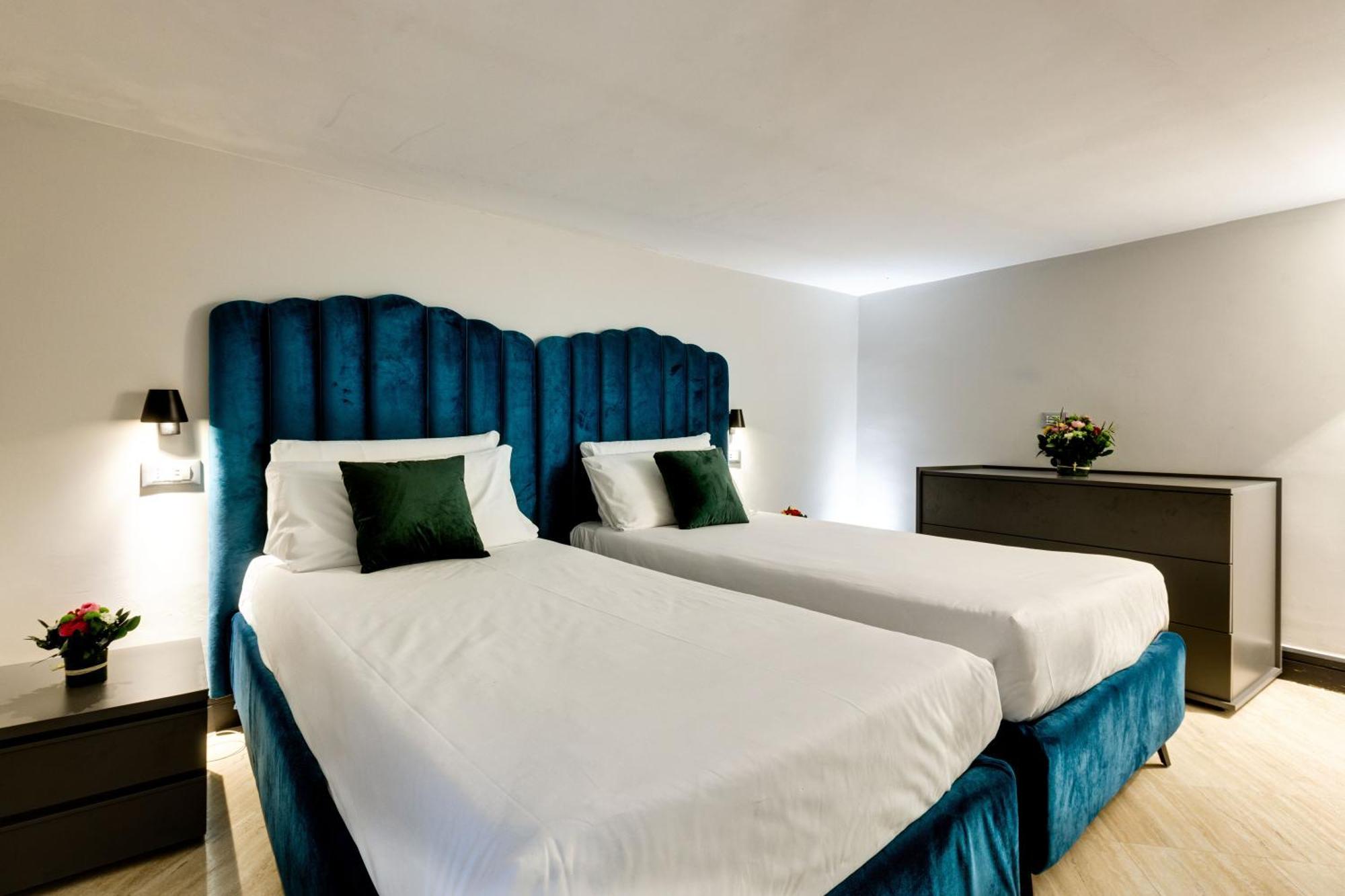 Piazza Farnese Luxury Suites Рим Екстериор снимка