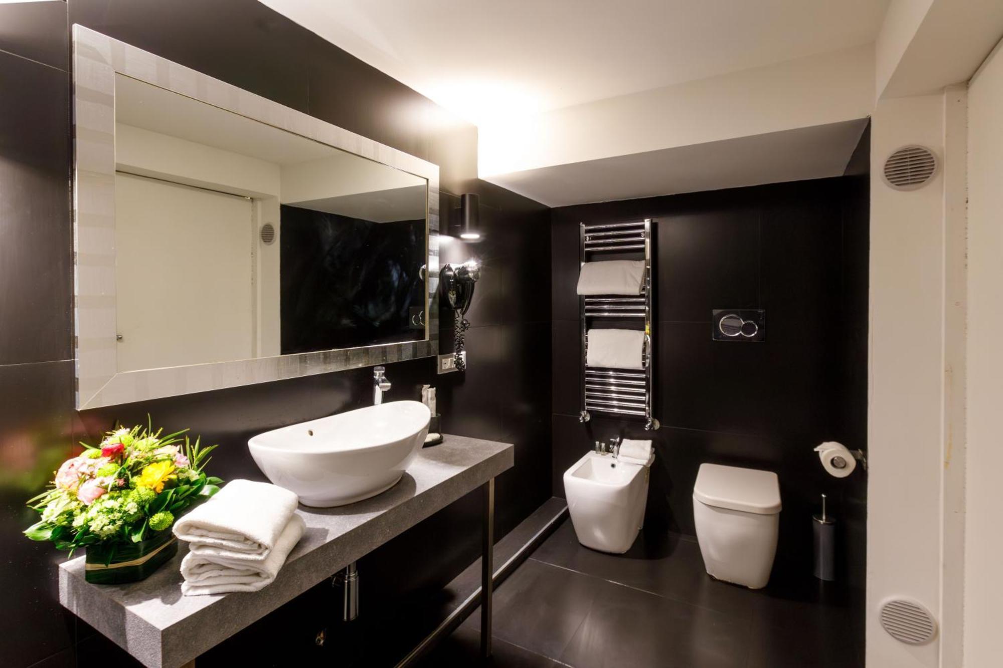 Piazza Farnese Luxury Suites Рим Екстериор снимка