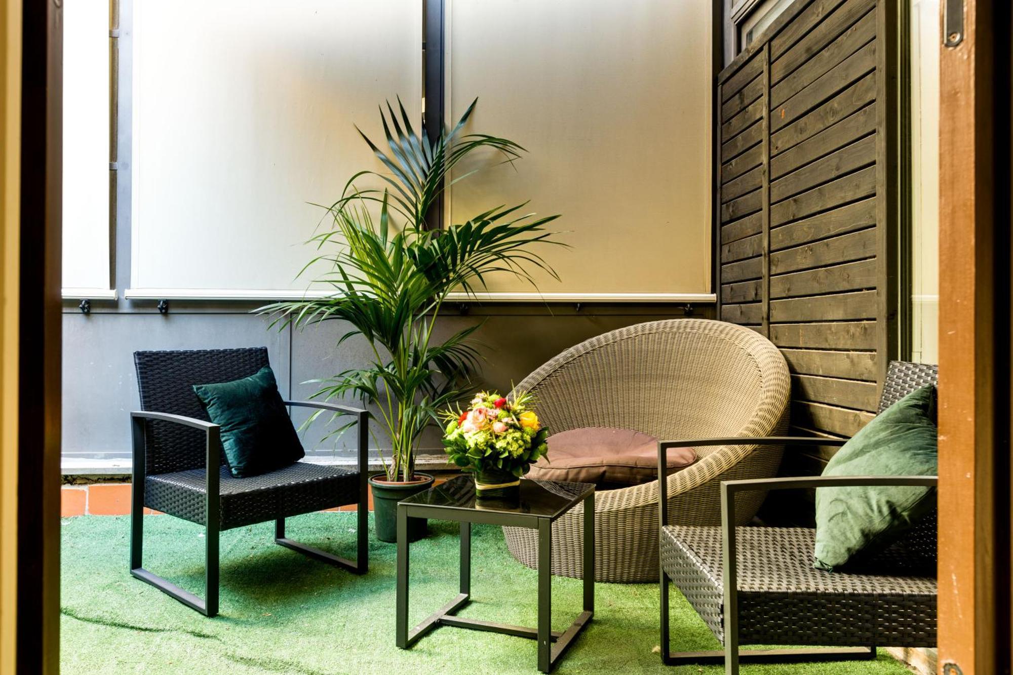 Piazza Farnese Luxury Suites Рим Екстериор снимка
