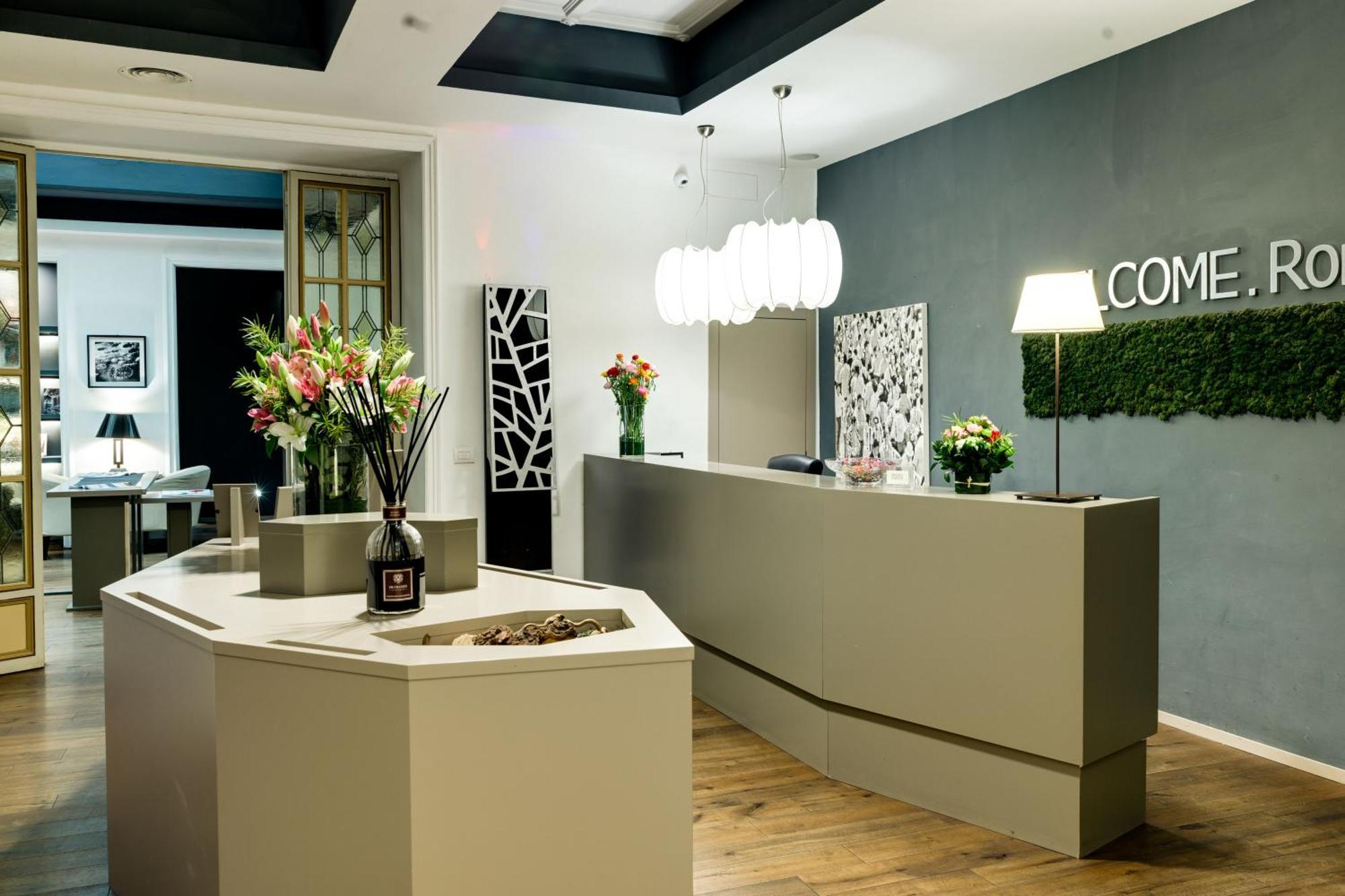 Piazza Farnese Luxury Suites Рим Екстериор снимка