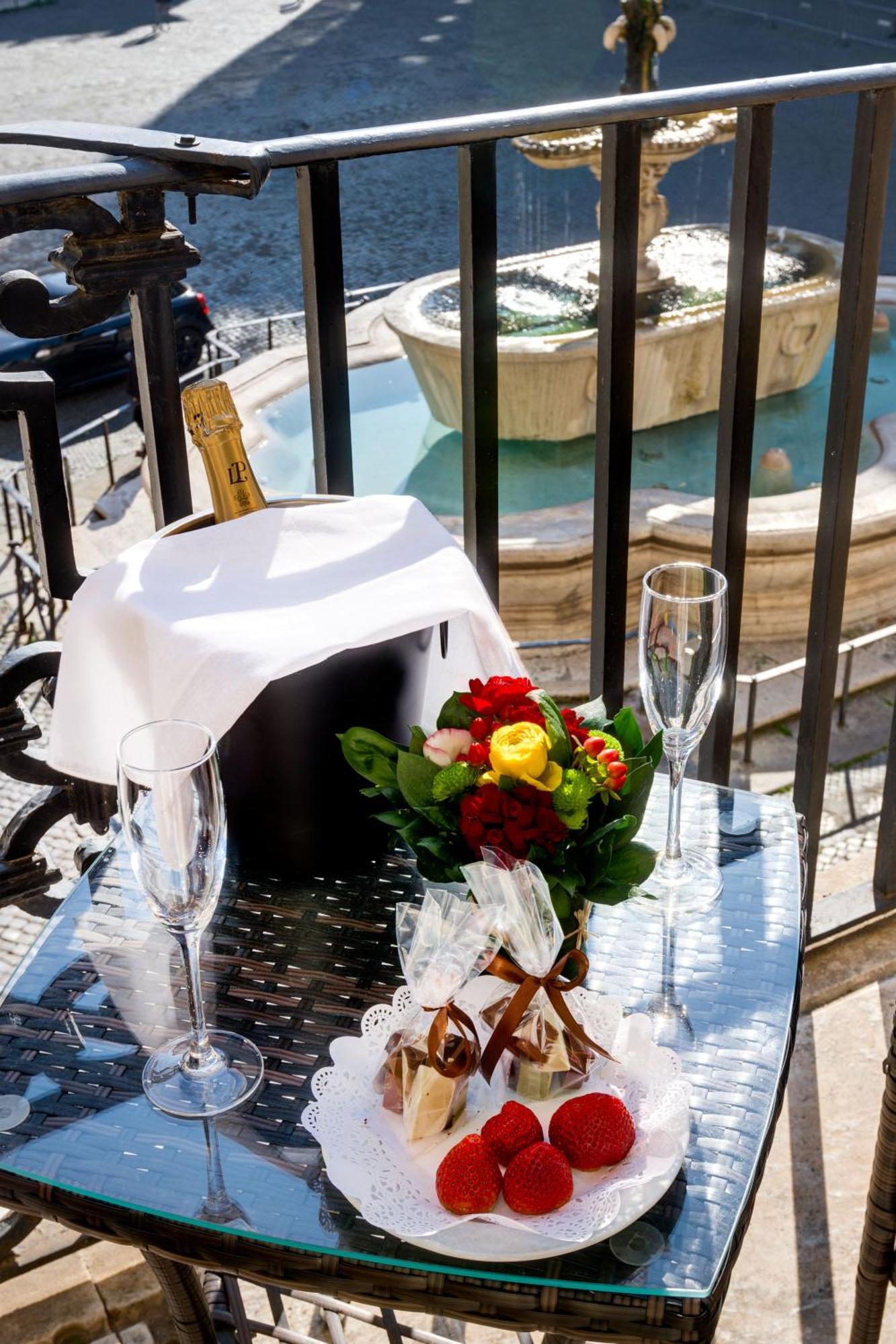 Piazza Farnese Luxury Suites Рим Екстериор снимка
