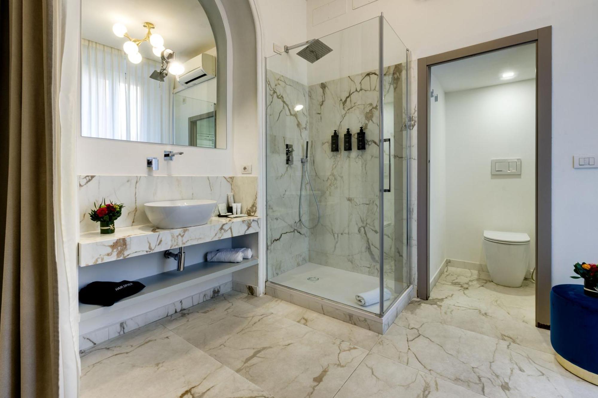 Piazza Farnese Luxury Suites Рим Екстериор снимка