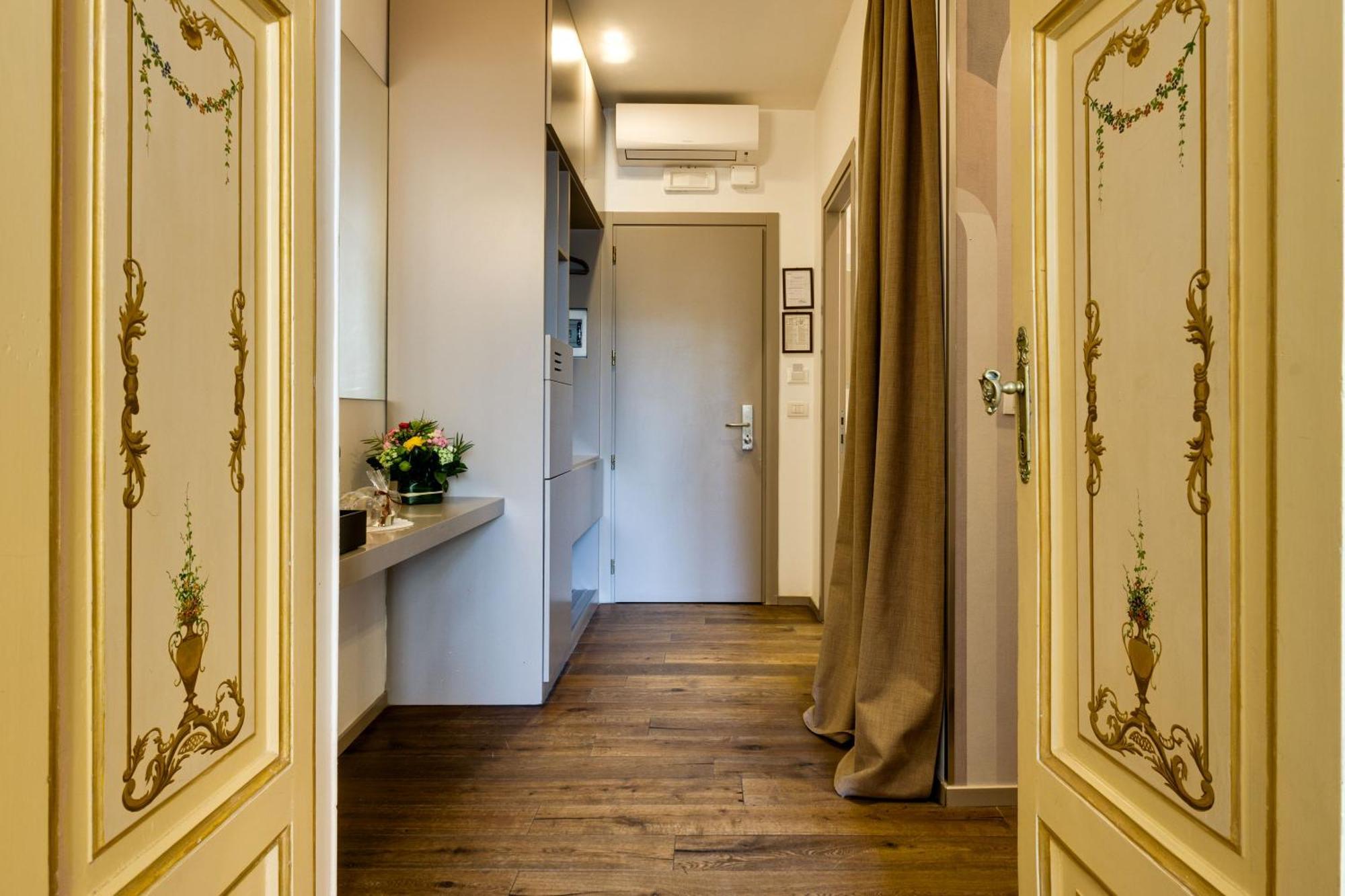 Piazza Farnese Luxury Suites Рим Екстериор снимка
