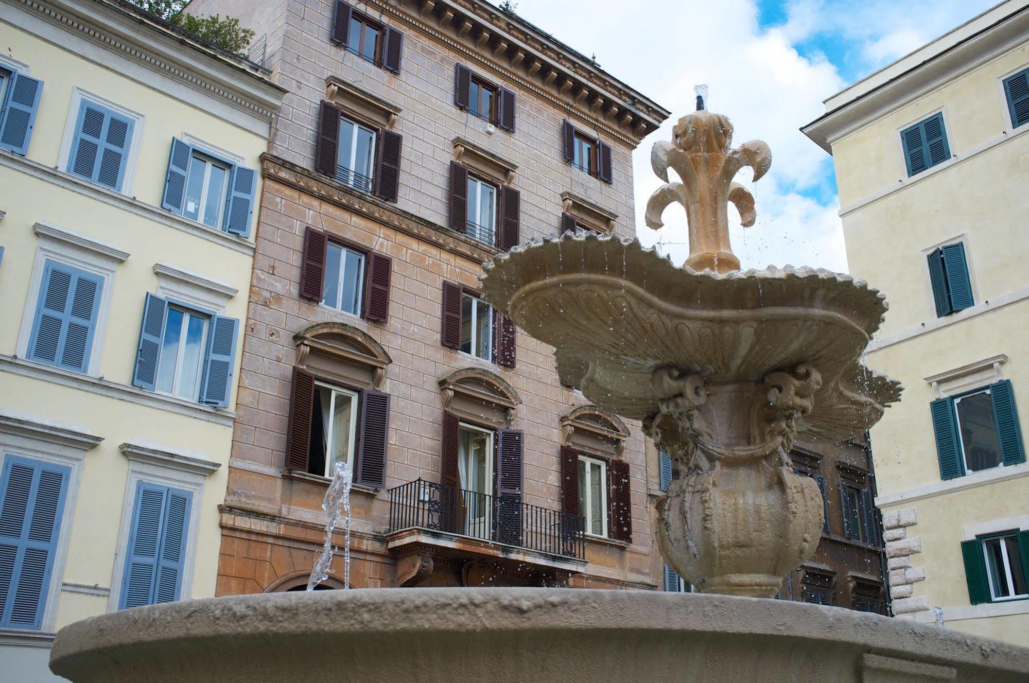 Piazza Farnese Luxury Suites Рим Екстериор снимка